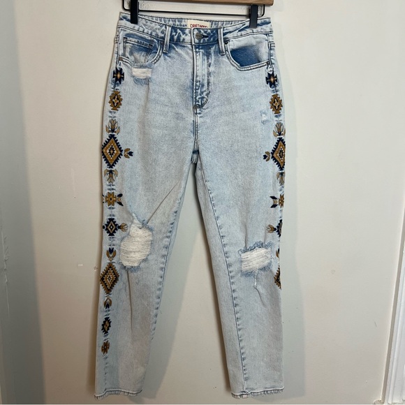 DRIFTWOOD- Gizelle Geometric Embroidered Distressed Light Wash Denim Jeans - Picture 3 of 10